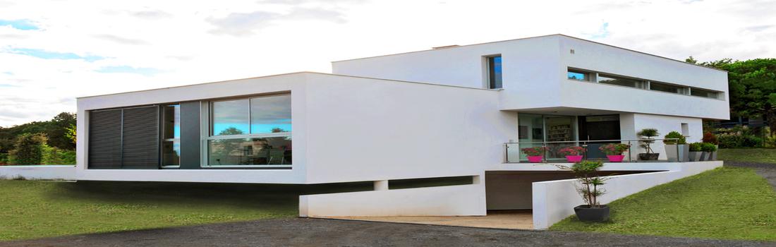 Maison Individuelle - Gardes-Corps Inox et Volets Coulissants